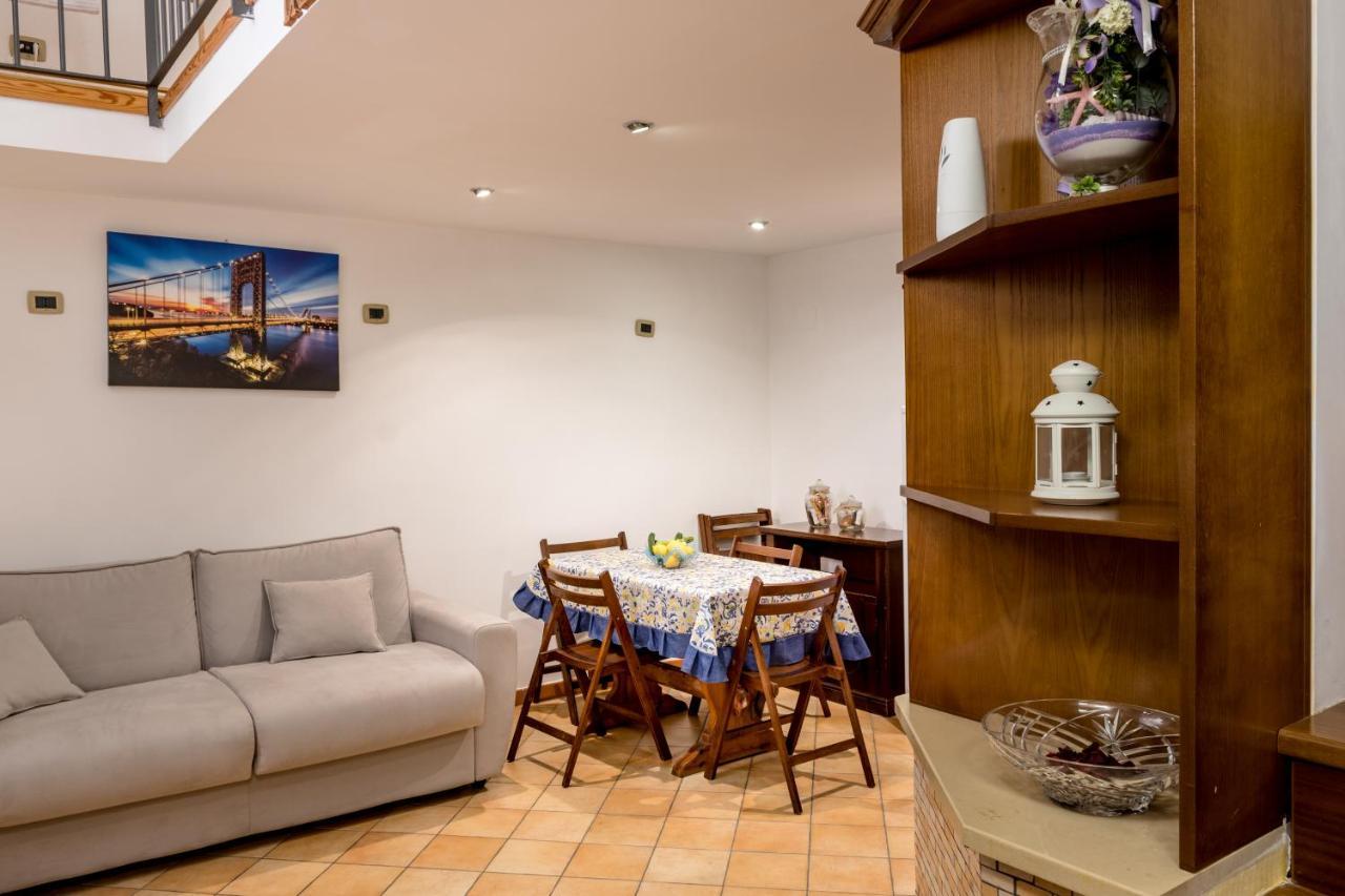 Casa Resilienza Vico Equense - 5 Min Dal Mare Apartment Luaran gambar