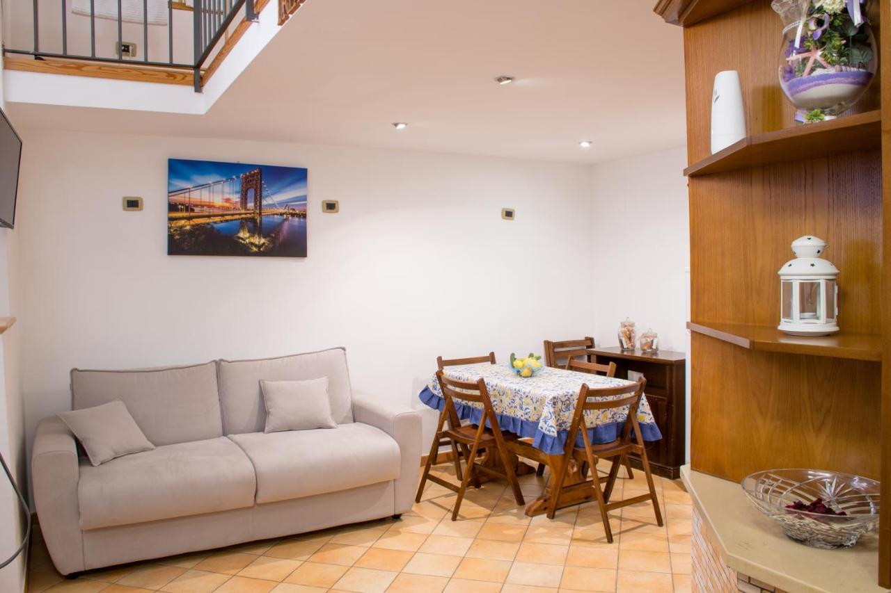 Casa Resilienza Vico Equense - 5 Min Dal Mare Apartment Luaran gambar